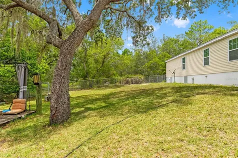 7876 Ridge Road Weeki Wachee FL 34613