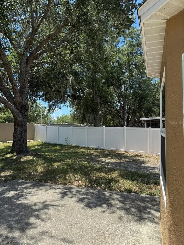 18006 Birdwater Drive Tampa FL 33647