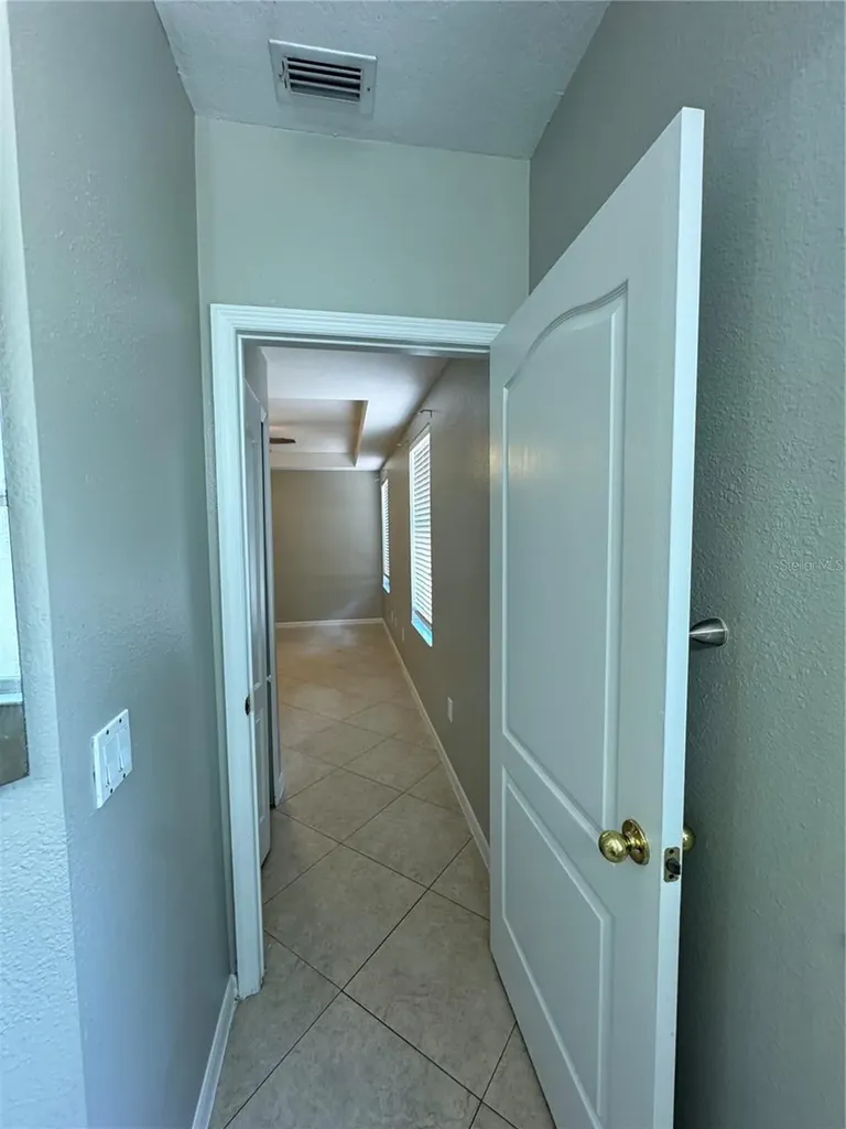 18006 Birdwater Drive Tampa FL 33647