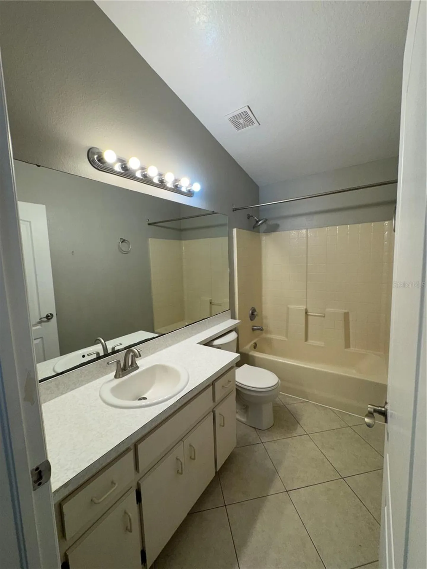 18006 Birdwater Drive Tampa FL 33647