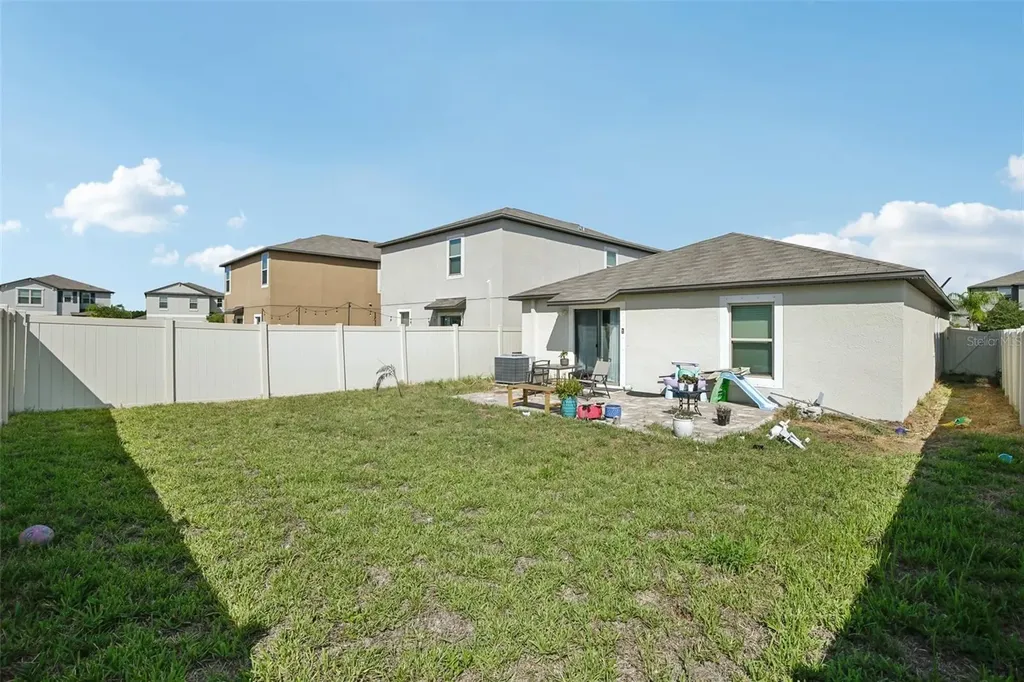 9415 Lemon Drop Loop Sun City Center FL 33573