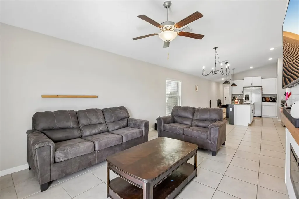 9415 Lemon Drop Loop Sun City Center FL 33573