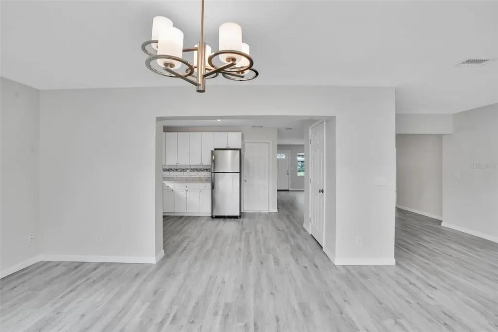 4550 16th Avenue N St Petersburg FL 33713