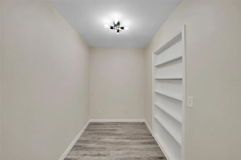 4550 16th Avenue N St Petersburg FL 33713