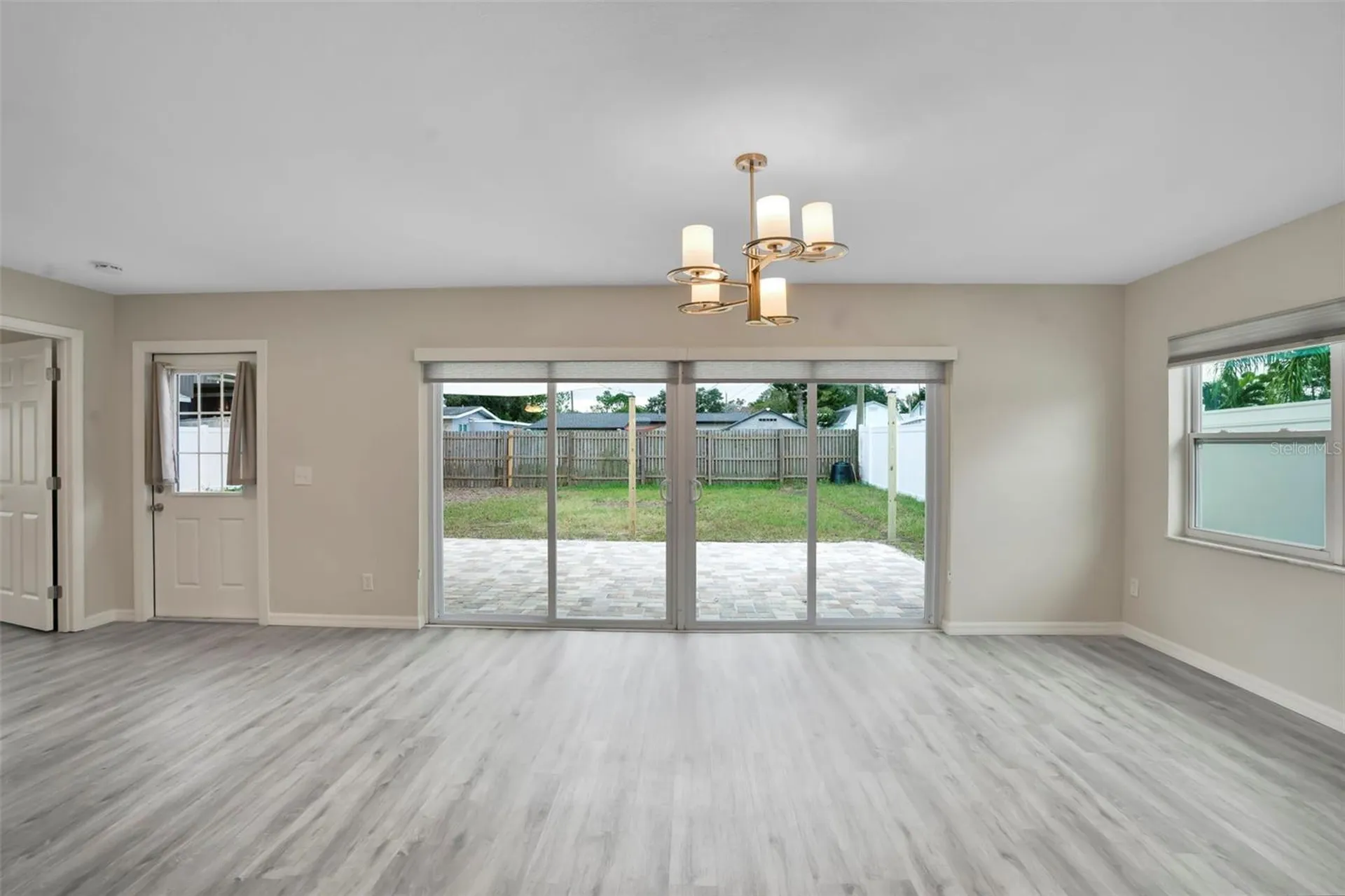 4550 16th Avenue N St Petersburg FL 33713
