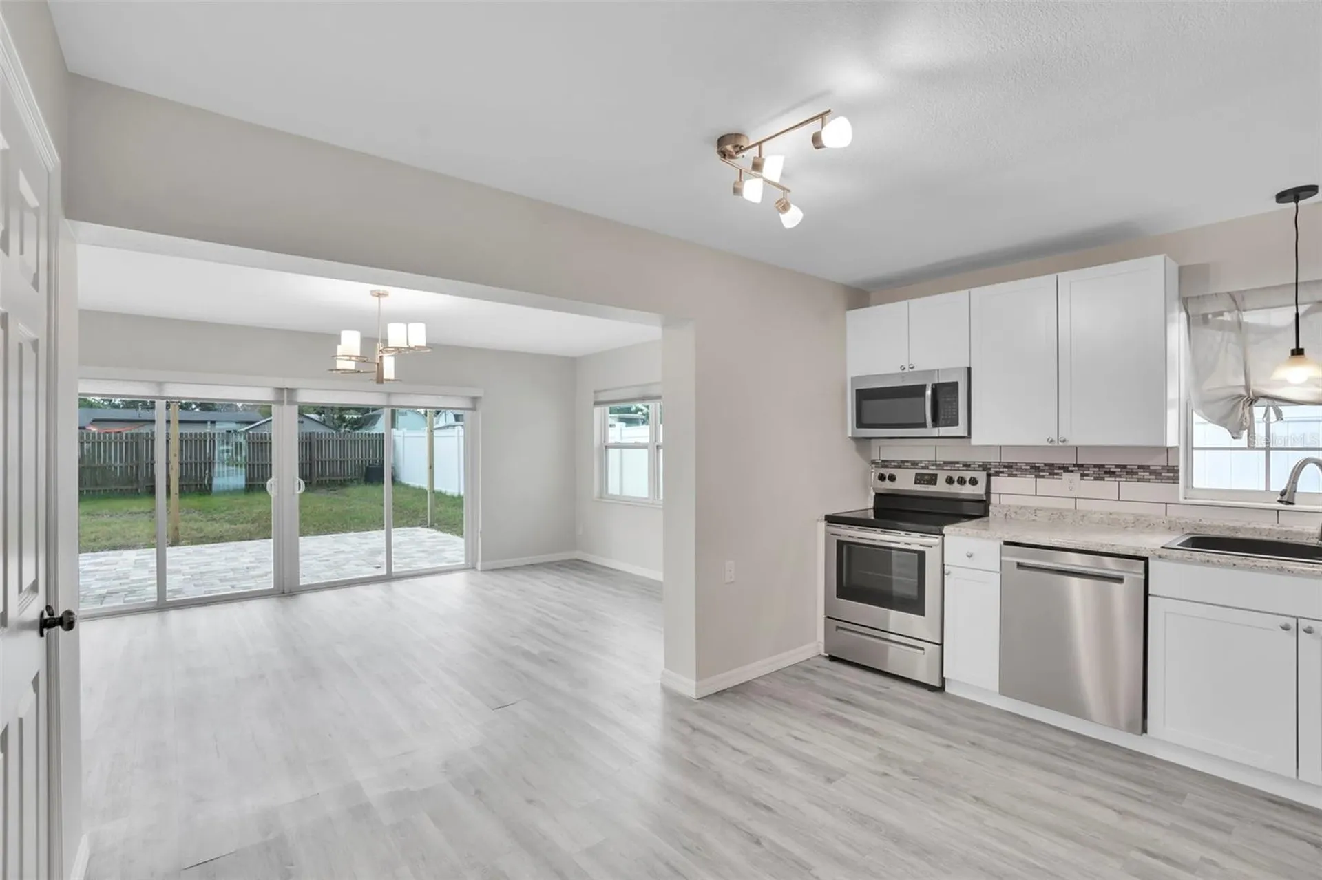 4550 16th Avenue N St Petersburg FL 33713
