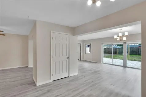 4550 16th Avenue N St Petersburg FL 33713