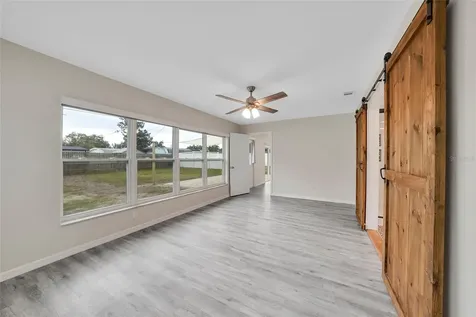 4550 16th Avenue N St Petersburg FL 33713