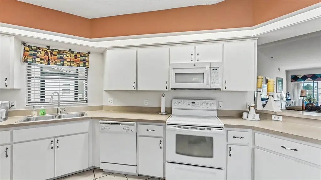 3986 Jaclyns Jetty Winter Haven FL 33884