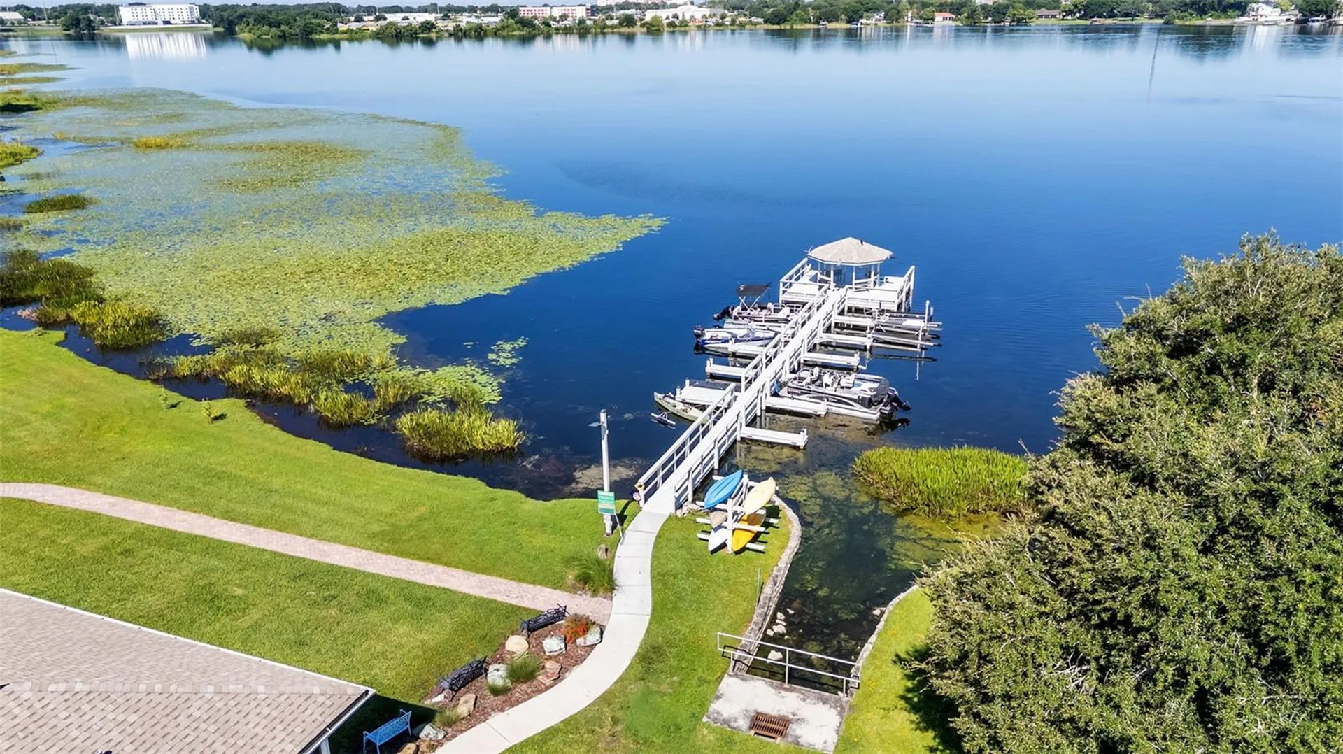 3986 Jaclyns Jetty Winter Haven FL 33884
