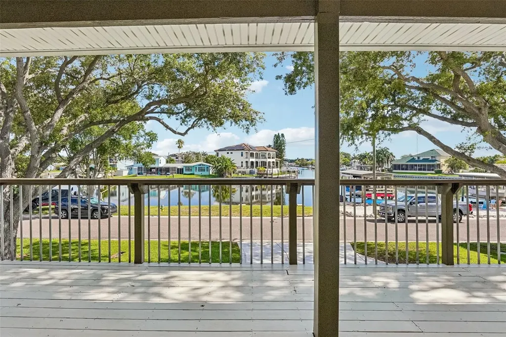 300 90th Avenue NE St Petersburg FL 33702