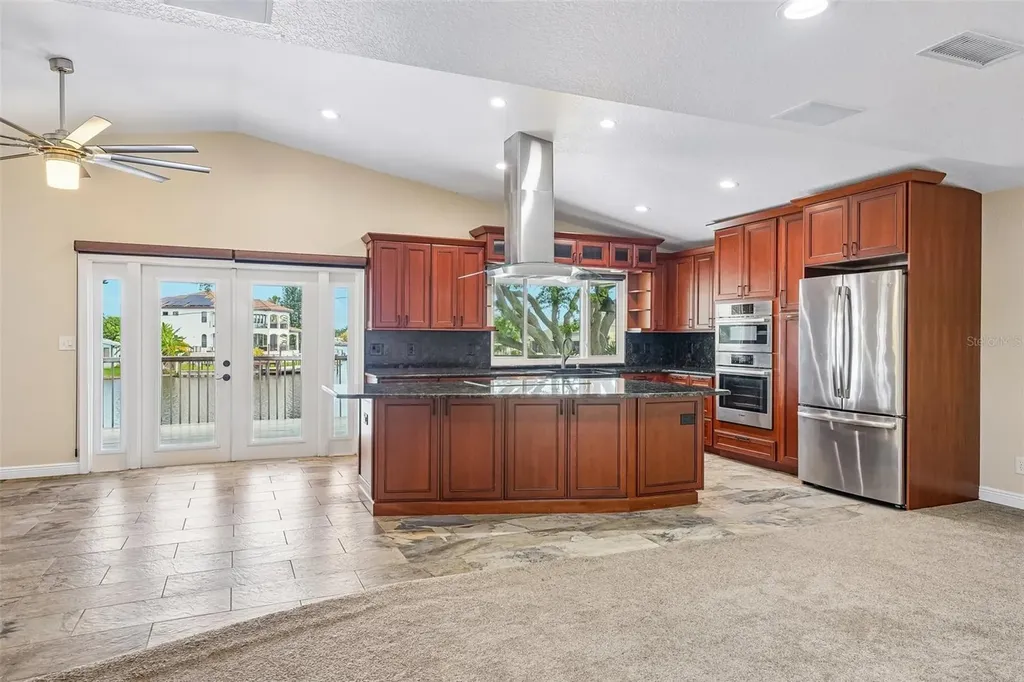300 90th Avenue NE St Petersburg FL 33702
