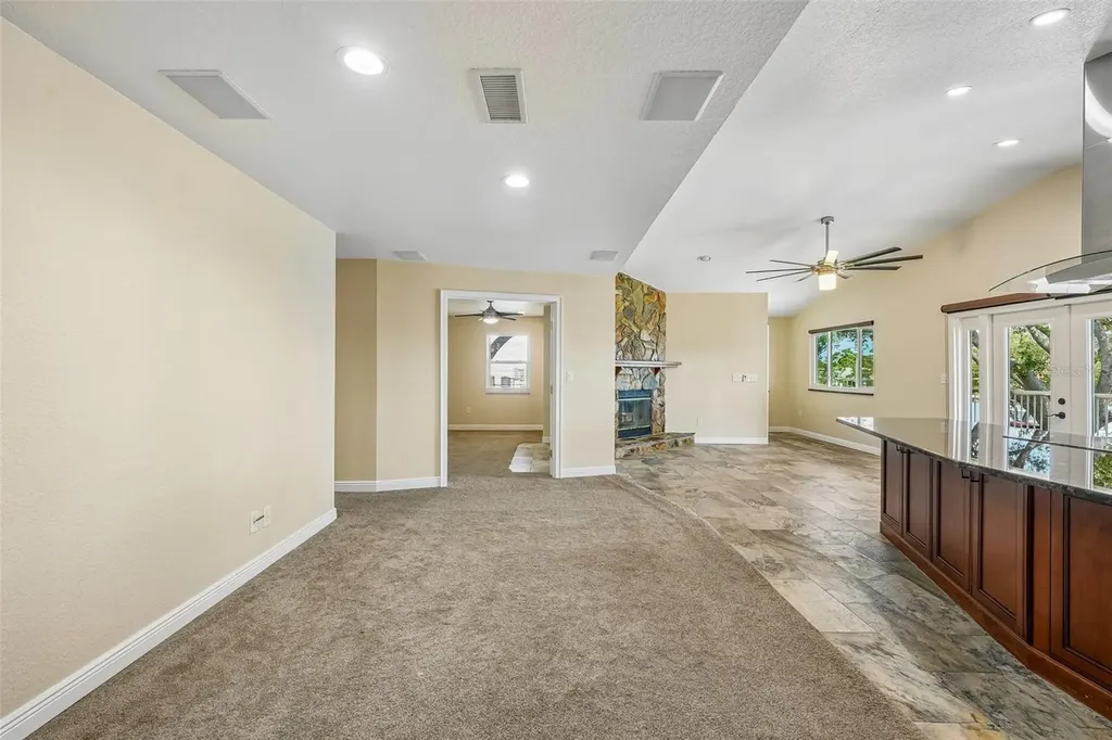 300 90th Avenue NE St Petersburg FL 33702