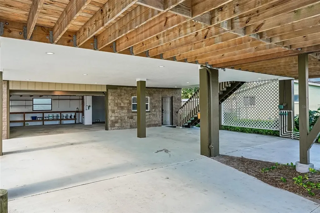 300 90th Avenue NE St Petersburg FL 33702