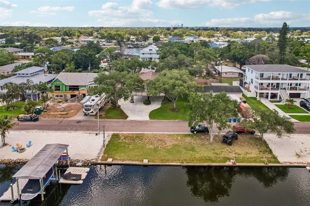 300 90th Avenue NE St Petersburg FL 33702