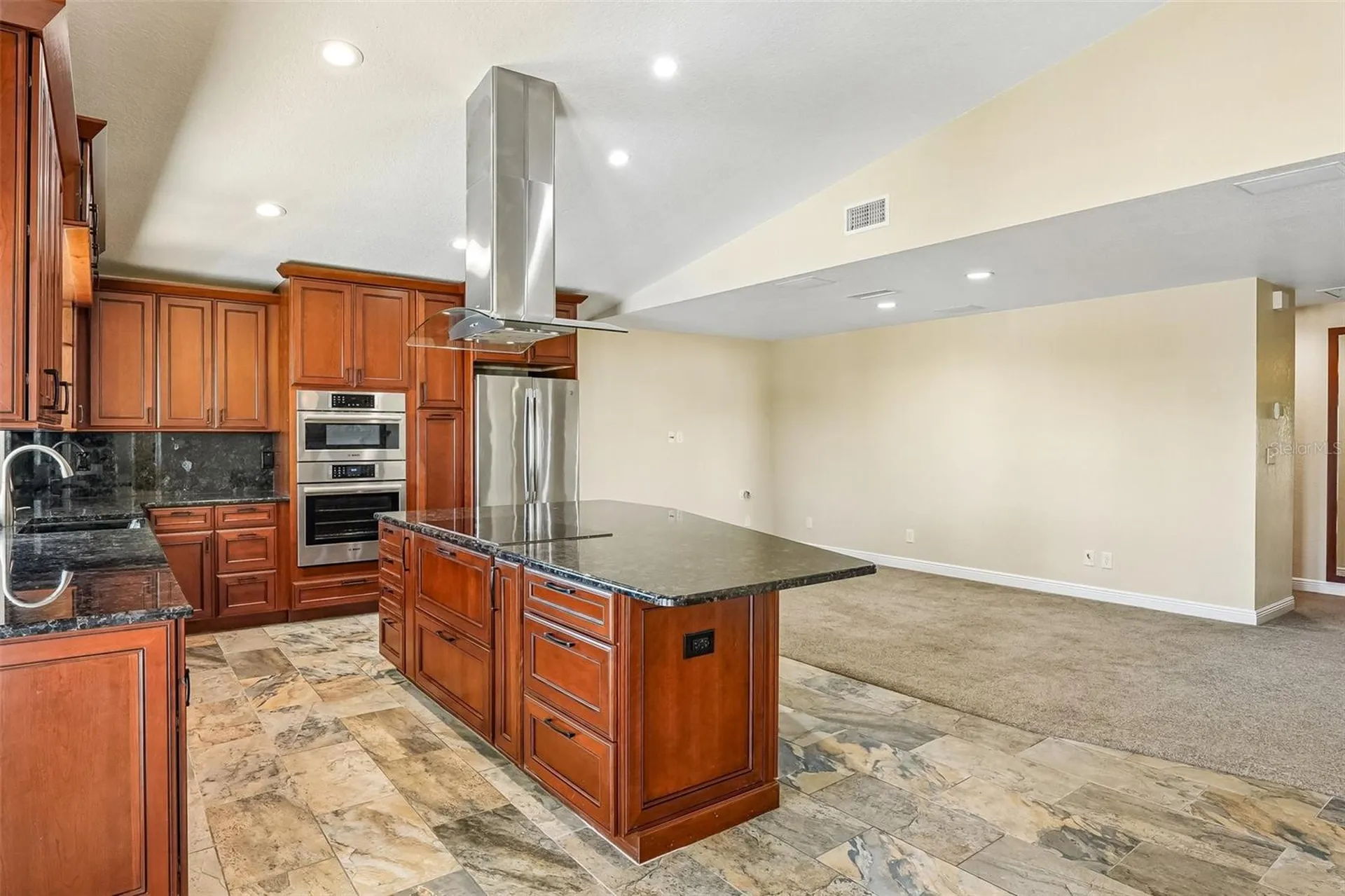 300 90th Avenue NE St Petersburg FL 33702