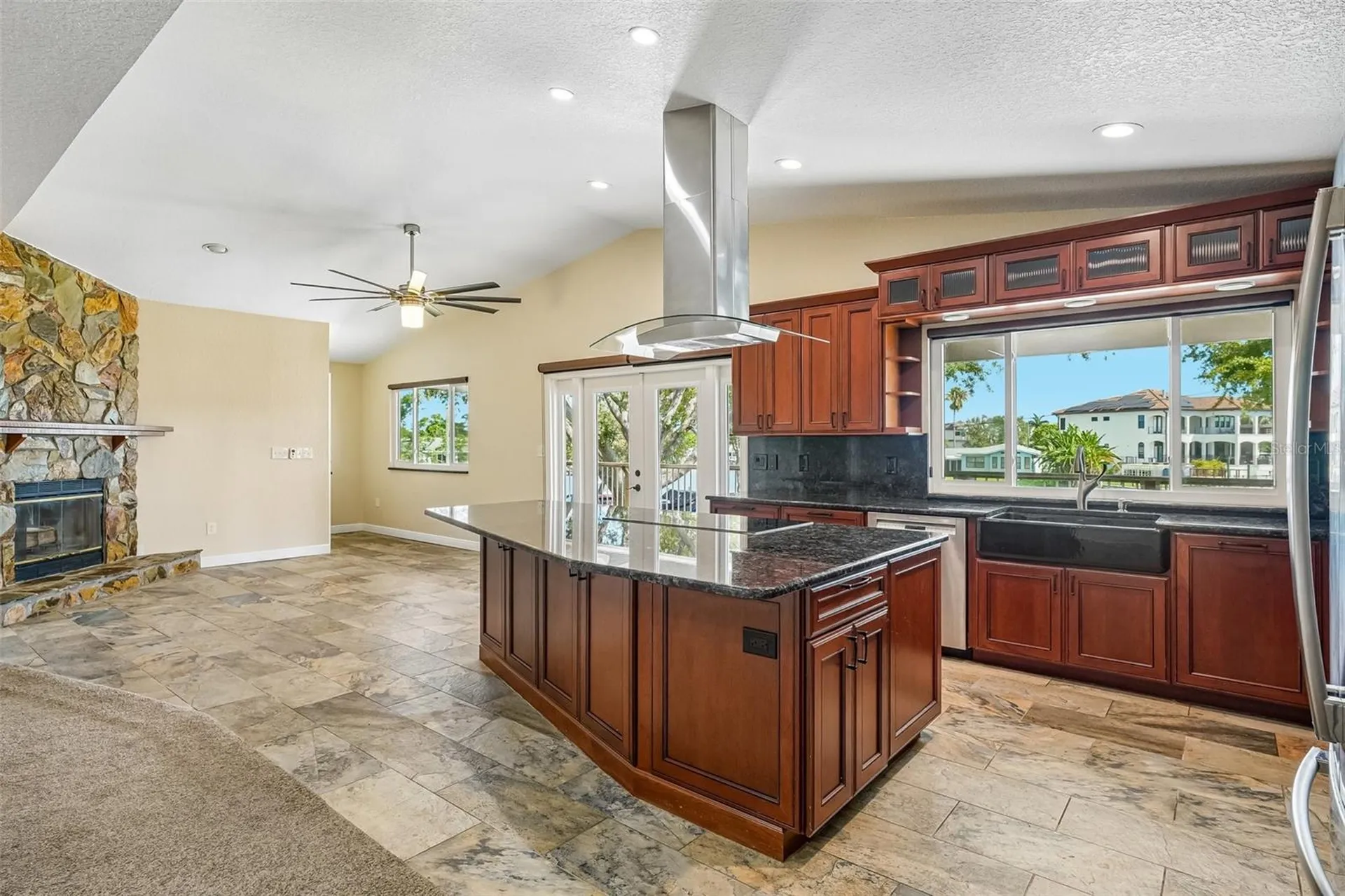 300 90th Avenue NE St Petersburg FL 33702