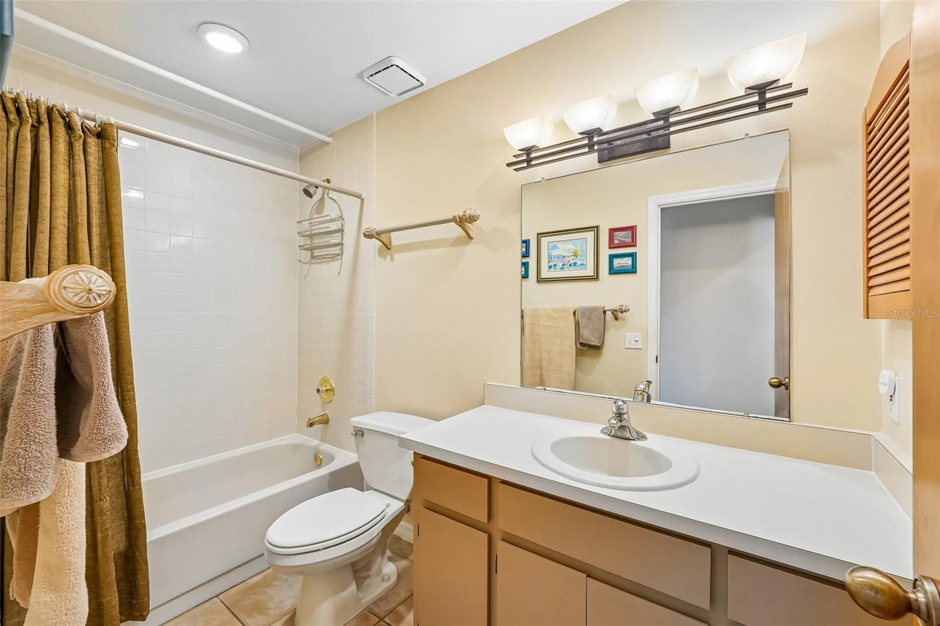 300 90th Avenue NE St Petersburg FL 33702