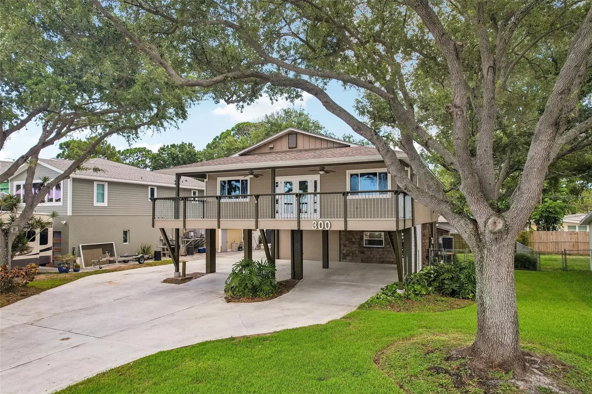 300 90th Avenue NE St Petersburg FL 33702