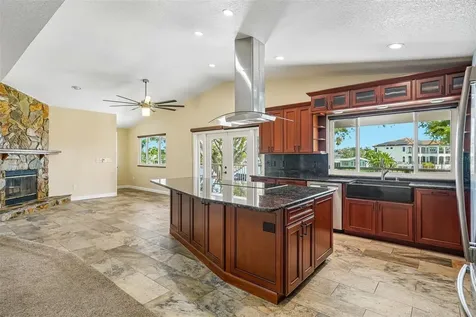 300 90th Avenue NE St Petersburg FL 33702