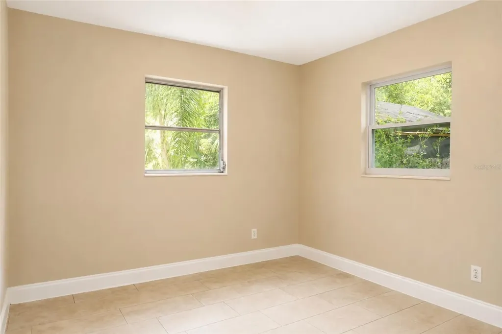 9412 N Elmer Street Tampa FL 33612