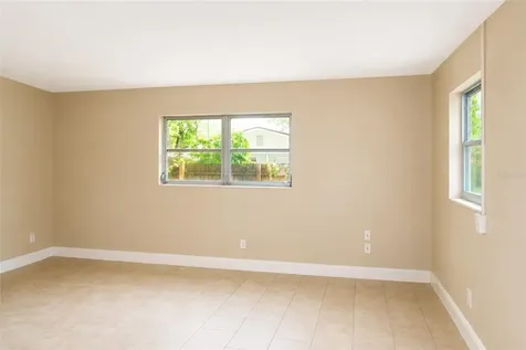 9412 N Elmer Street Tampa FL 33612