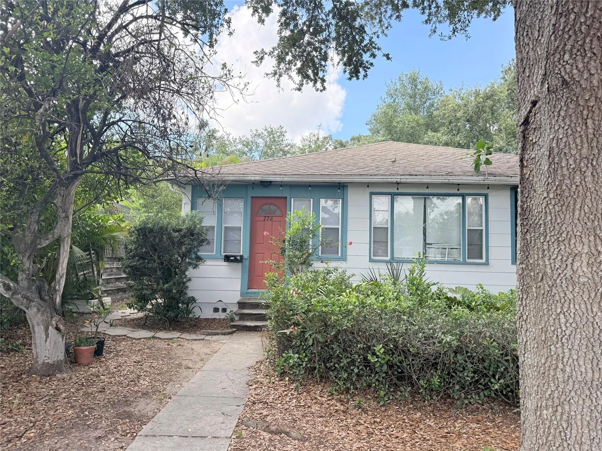 776 27th Avenue N St Petersburg FL 33704
