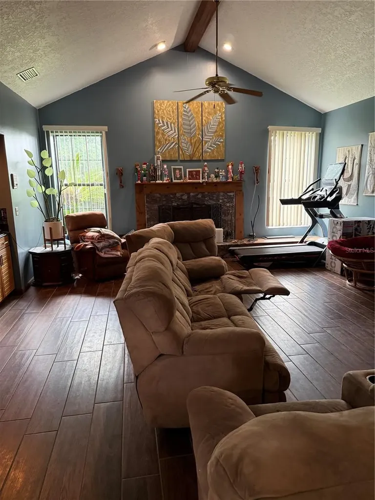 10005 Hunt Cliff Drive Riverview FL 33569