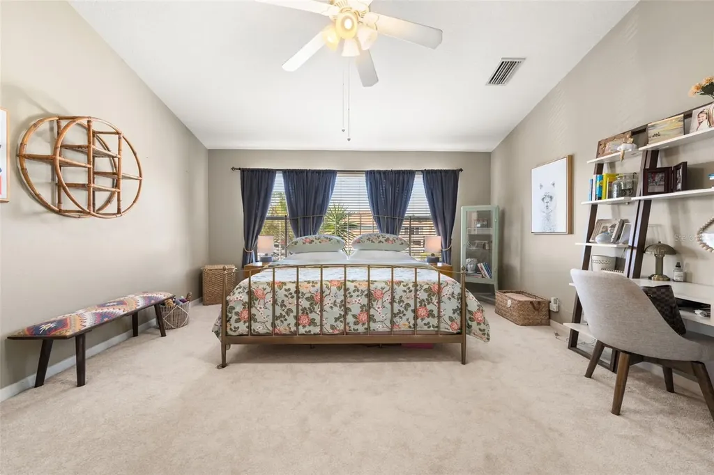 5357 60th Avenue N St Petersburg FL 33709