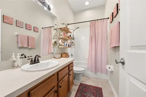 5357 60th Avenue N St Petersburg FL 33709