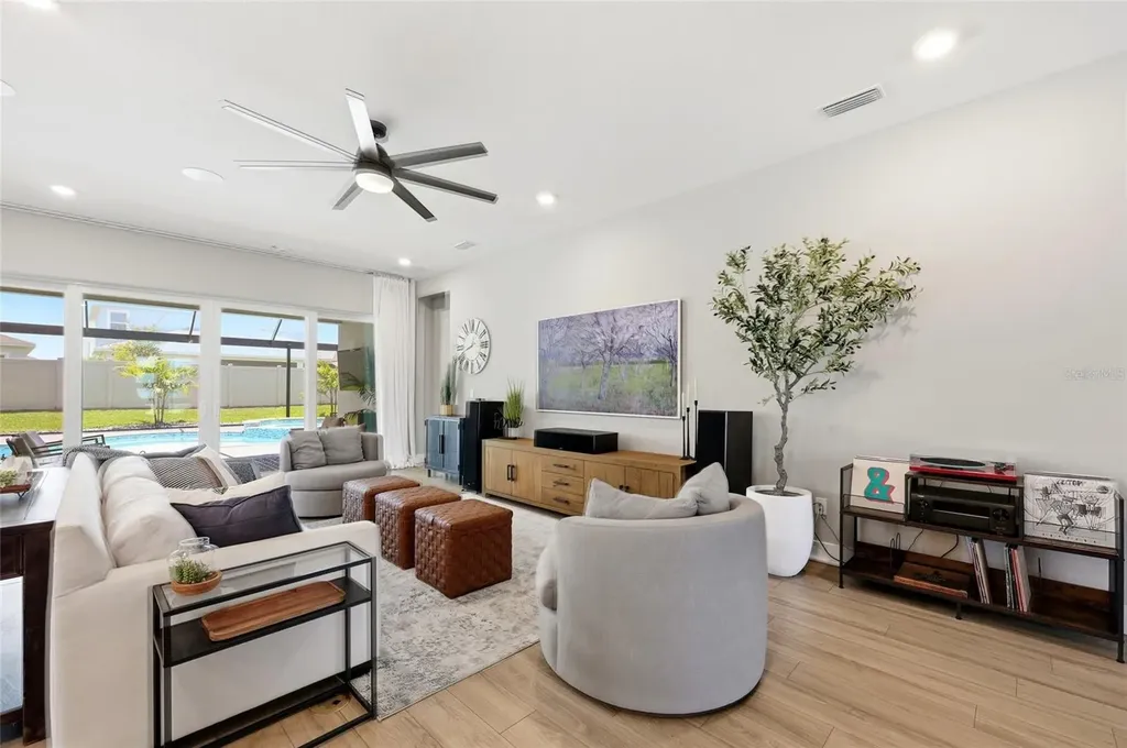 8958 Ivy Stark Boulevard Wesley Chapel FL 33545