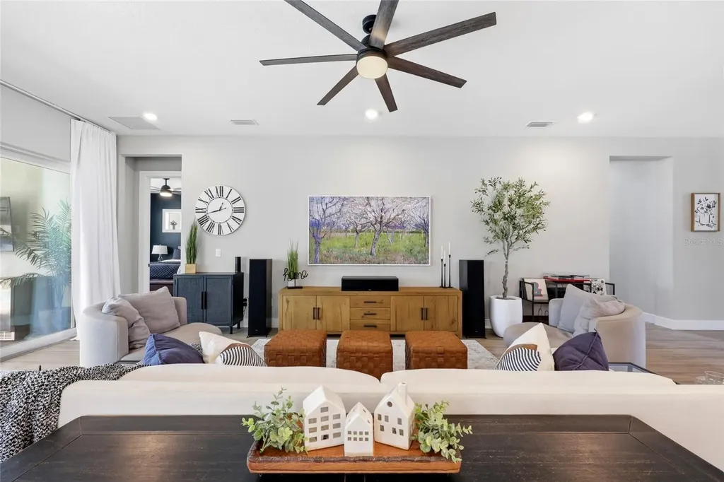 8958 Ivy Stark Boulevard Wesley Chapel FL 33545