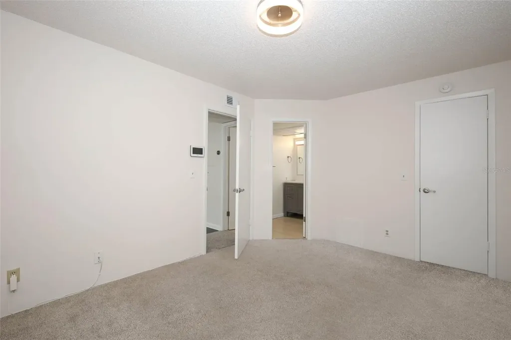 345 Forestway Circle Altamonte Springs FL 32701