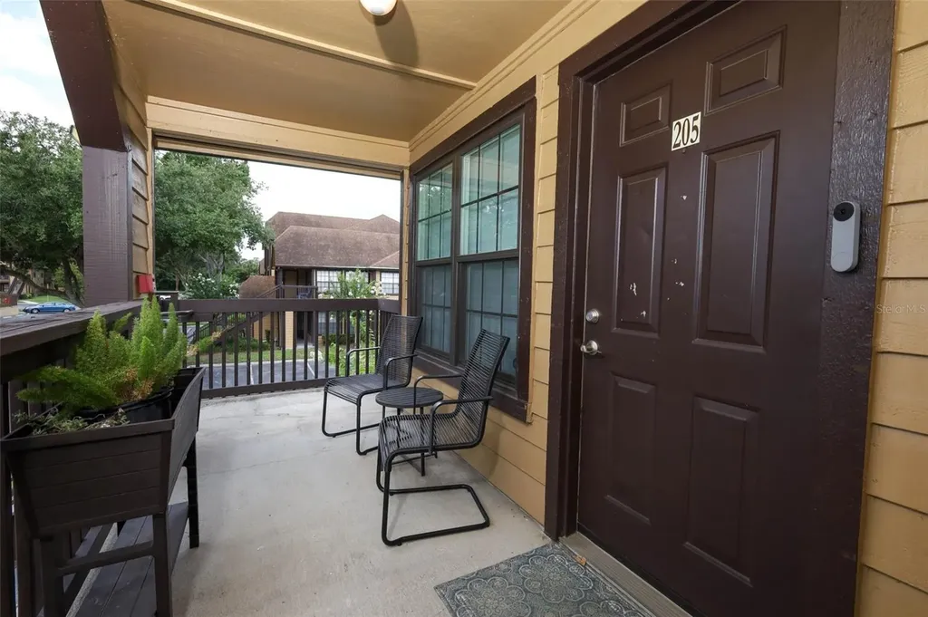 345 Forestway Circle Altamonte Springs FL 32701