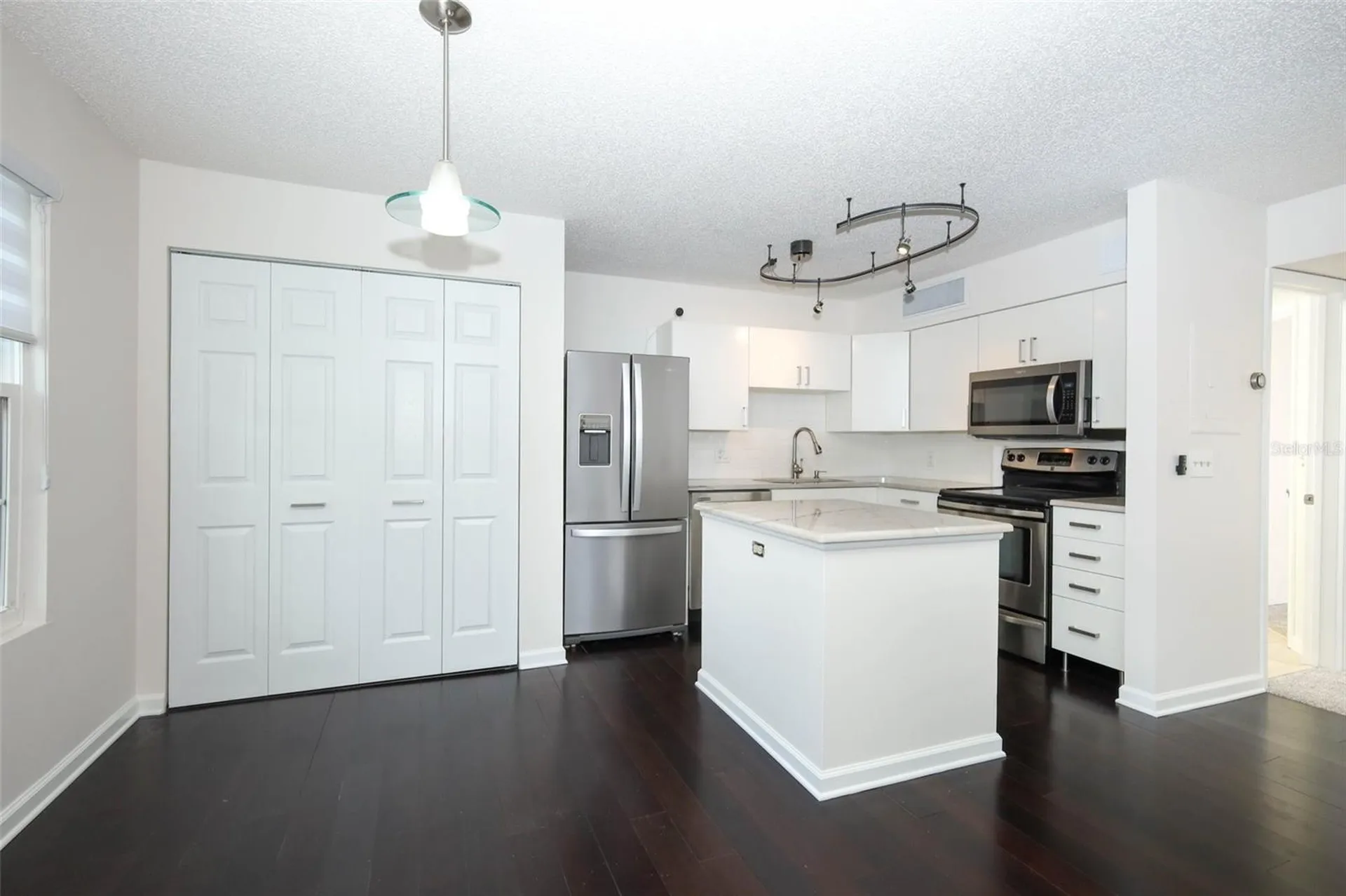 345 Forestway Circle Altamonte Springs FL 32701