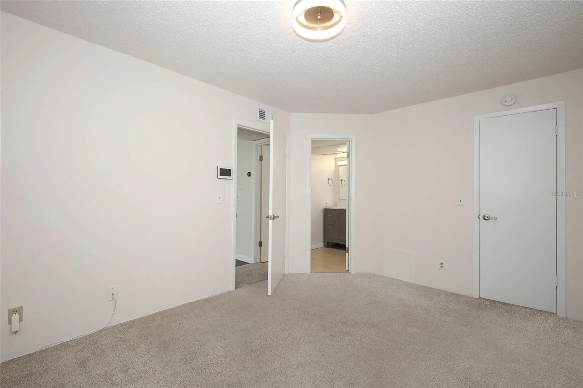 345 Forestway Circle Altamonte Springs FL 32701