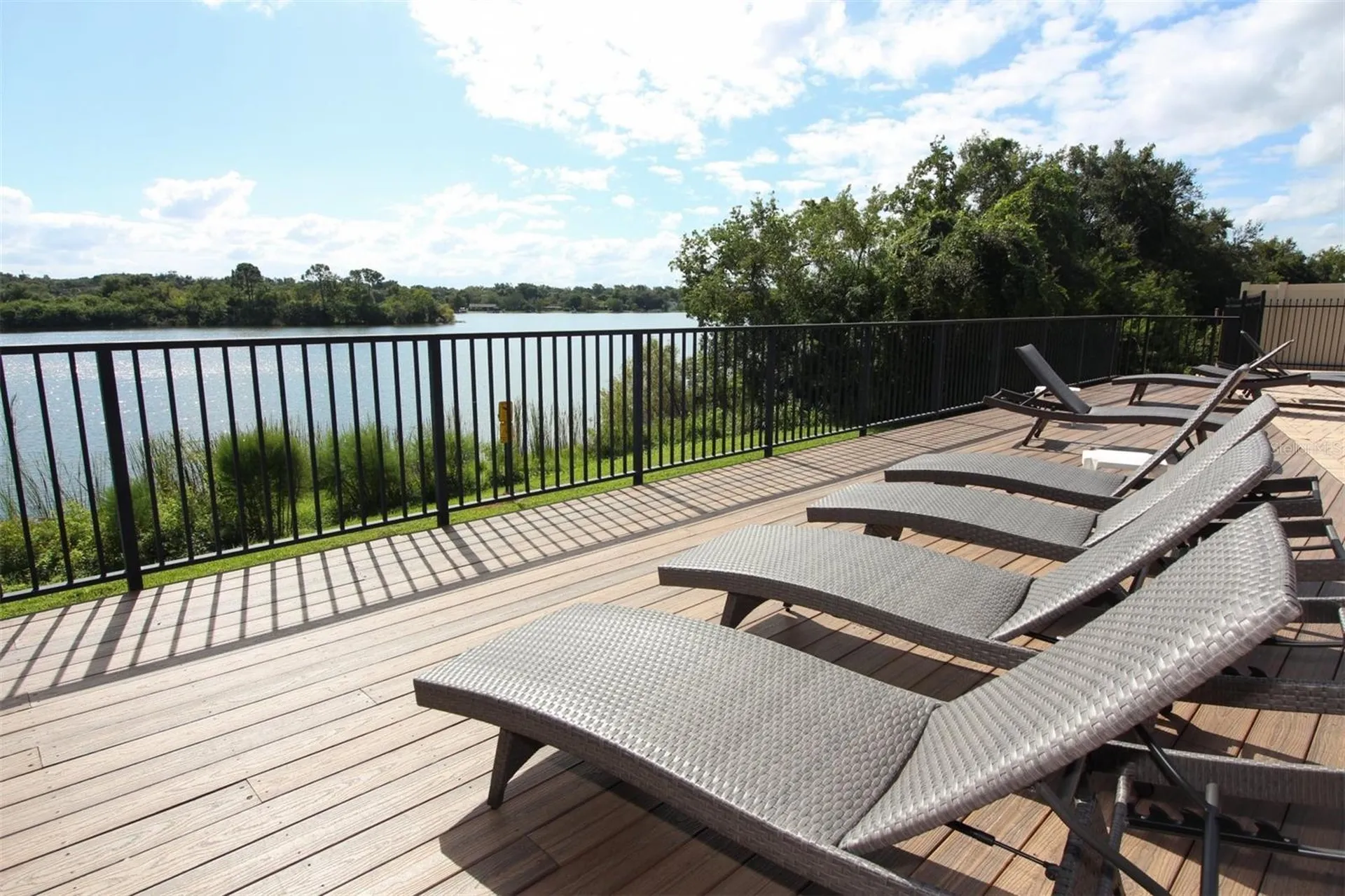 345 Forestway Circle Altamonte Springs FL 32701