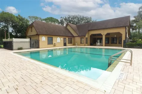 345 Forestway Circle Altamonte Springs FL 32701