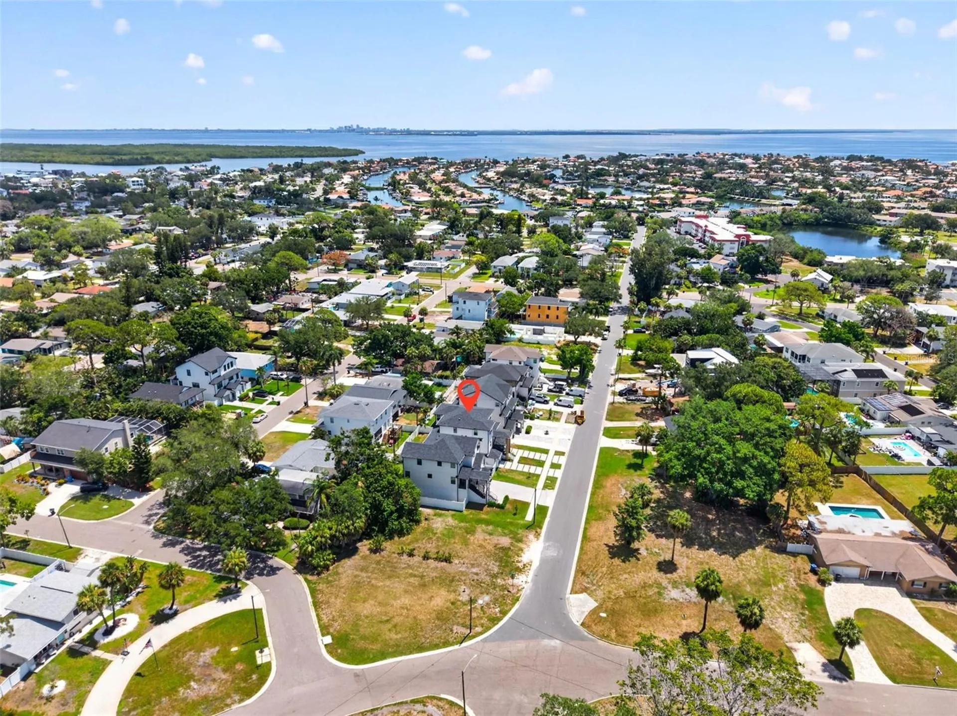 1717 Massachusetts Avenue NE St Petersburg FL 33703
