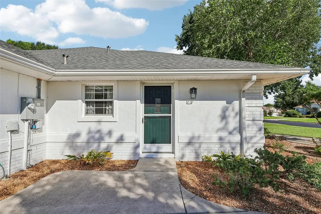64 Lake Diamond Boulevard Ocala FL 34472