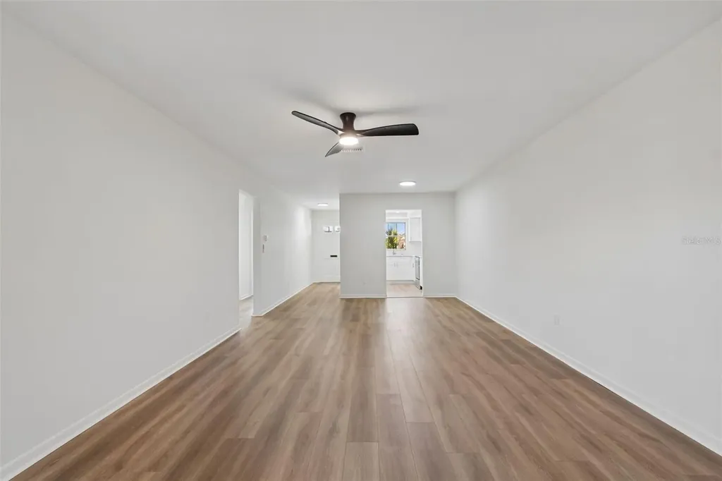 1614 S Lake Avenue Clearwater FL 33756