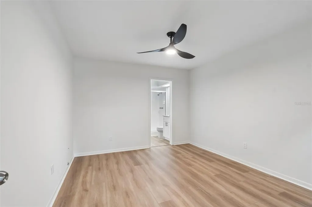 1614 S Lake Avenue Clearwater FL 33756
