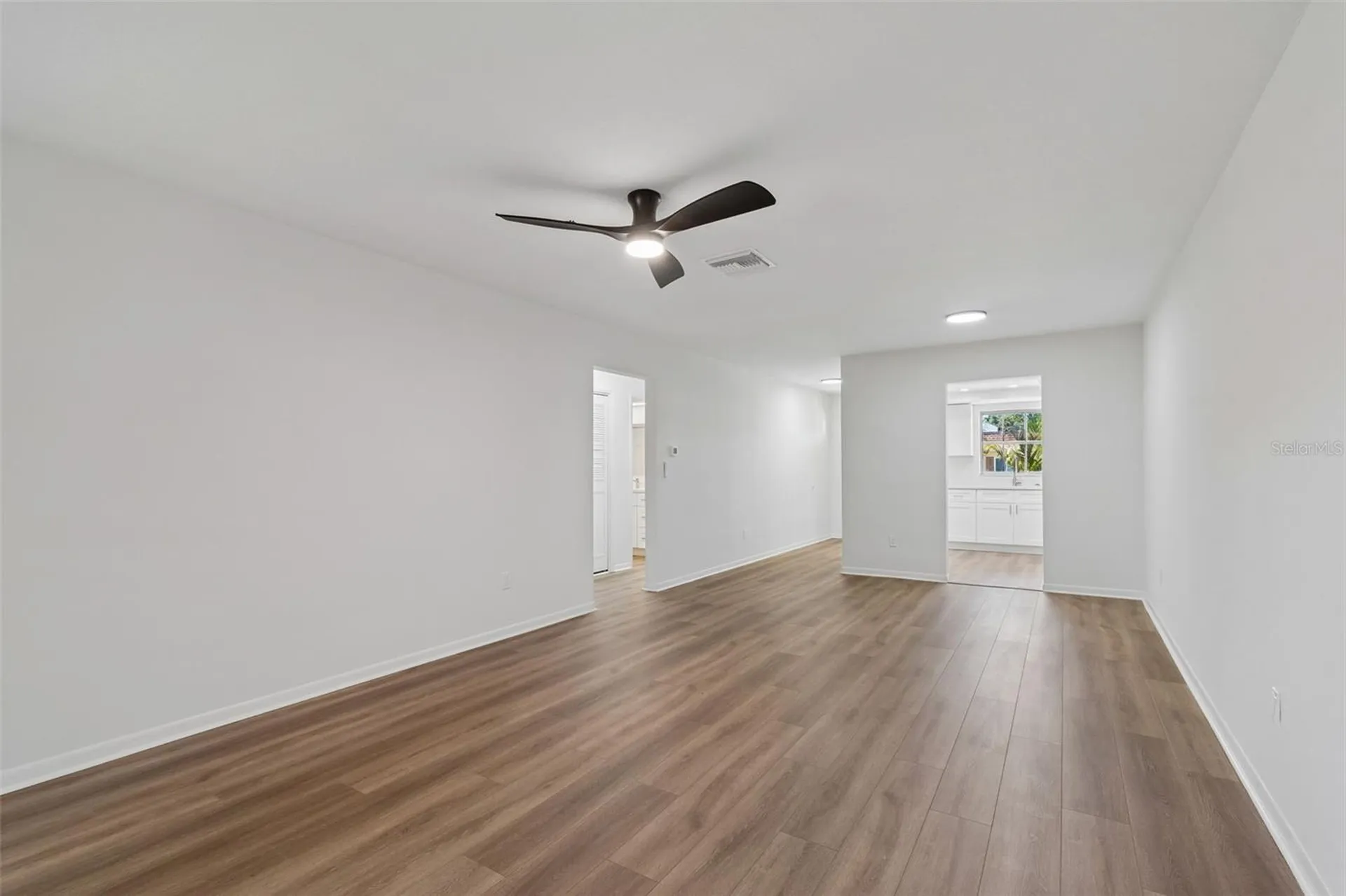 1614 S Lake Avenue Clearwater FL 33756