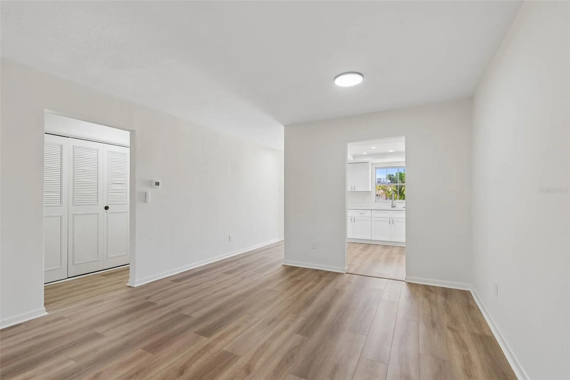 1614 S Lake Avenue Clearwater FL 33756