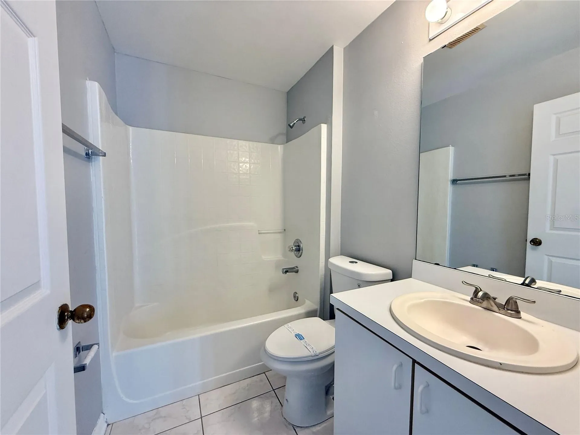 220 Canterbury Court Kissimmee FL 34758