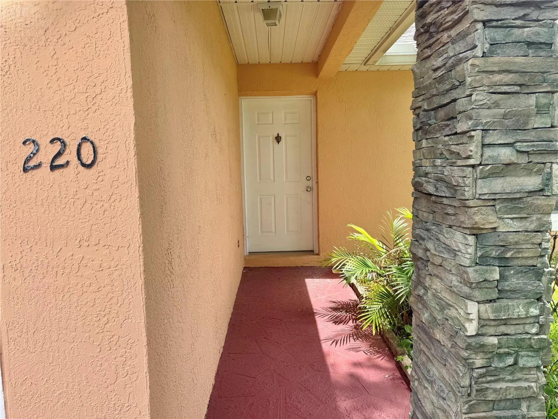220 Canterbury Court Kissimmee FL 34758