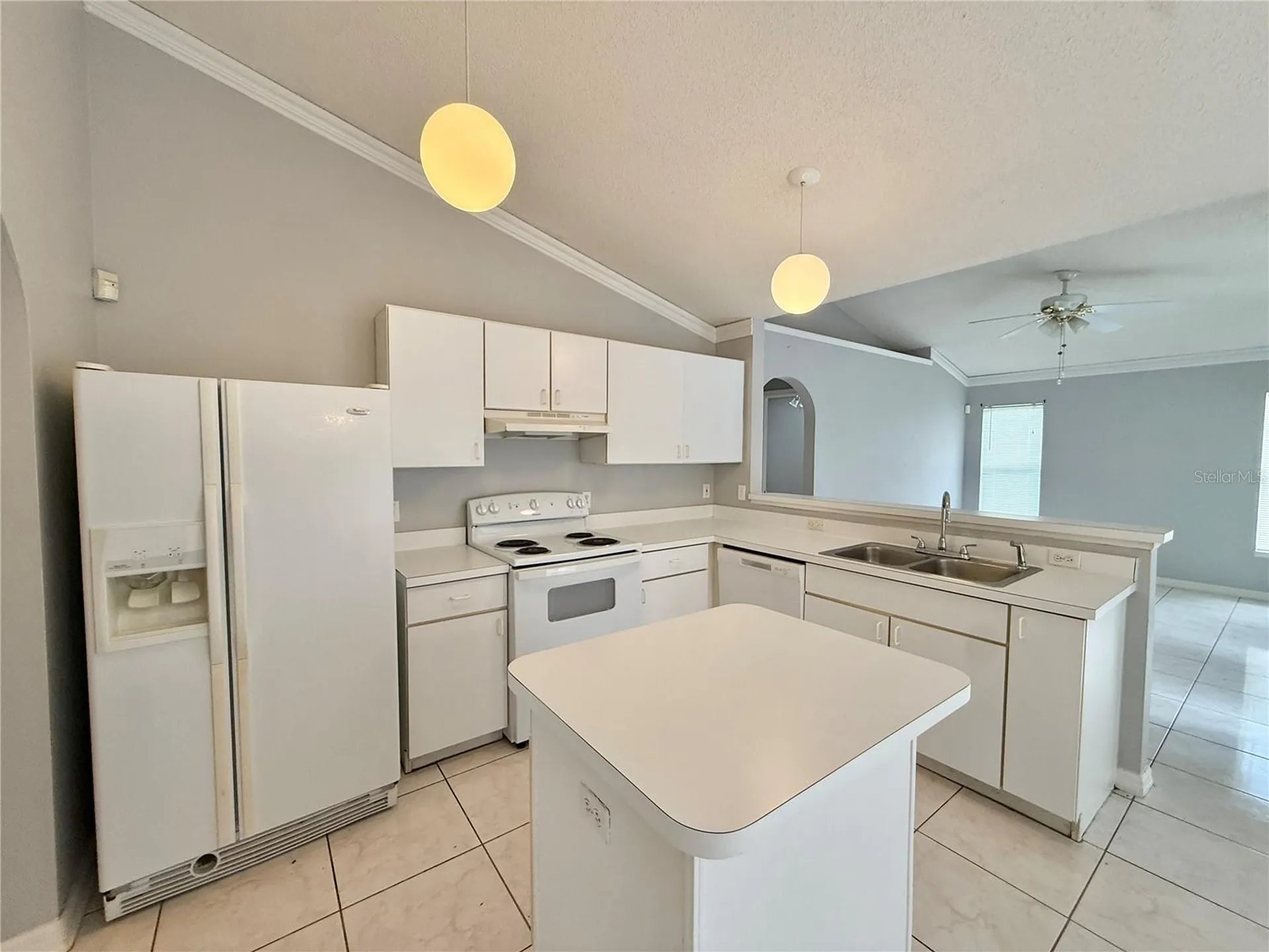 220 Canterbury Court Kissimmee FL 34758