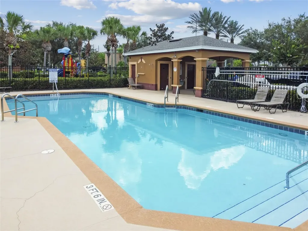 4084 Pitch Pine Circle Oviedo FL 32765