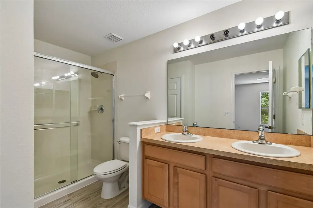 4084 Pitch Pine Circle Oviedo FL 32765