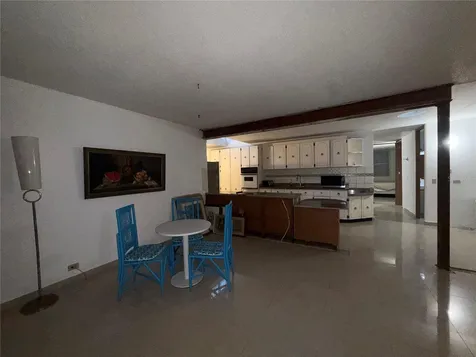 T-10 Mckinley Guaynabo PR 00969